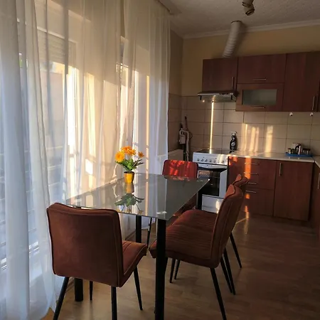 شقة Favorit Centrum Kaposvár